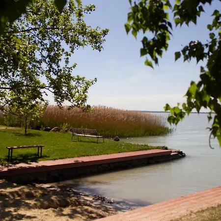 Rizling Vendeghaz Balatonrendes